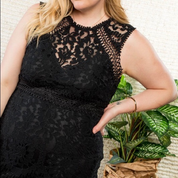 One left! Black Lace Detail Dress - Picture 4 of 8